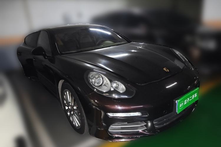 Used Porsche Panamera 2014 Panamera 4 3.0T Front Right 45 Deg