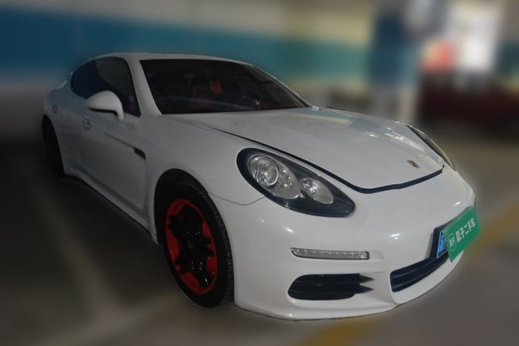 Used Porsche Panamera 2014 Panamera 3.0T Front Right 45 Deg
