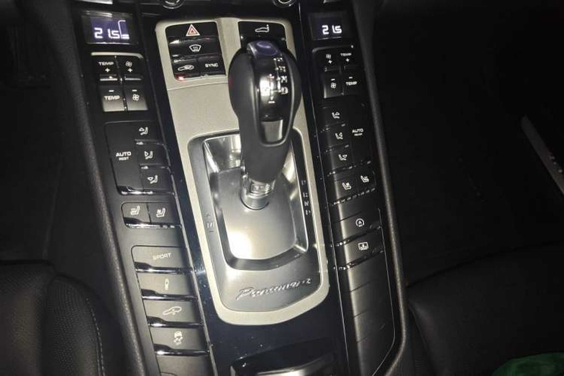 Used Porsche Panamera 2014 Panamera Executive 3.0T Gear Lever