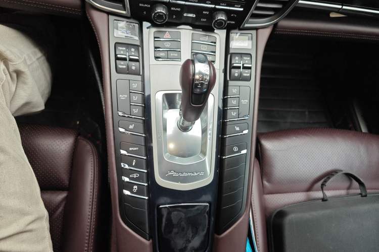 Used Porsche Panamera 2014 Panamera 4 3.0T Gear Lever
