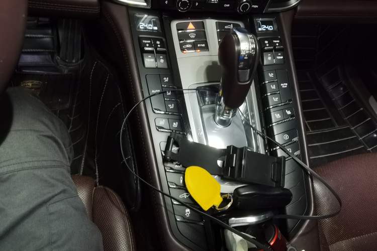 Used Porsche Panamera 2014 Panamera S Executive 3.0T Gear Lever