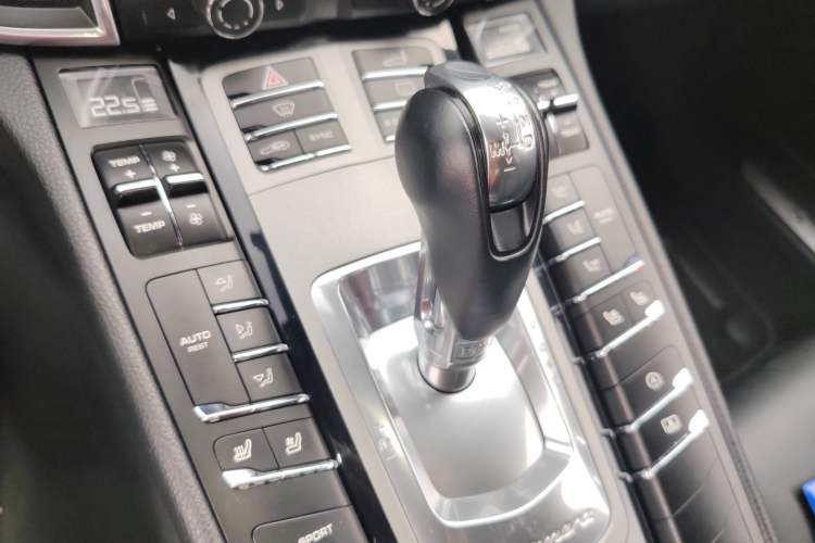 Used Porsche Panamera 2014 Panamera S Executive 3.0T Gear Lever