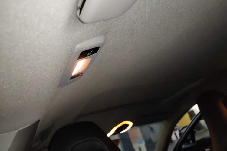 Used Porsche Panamera 2014 Panamera 4 3.0T Headliner