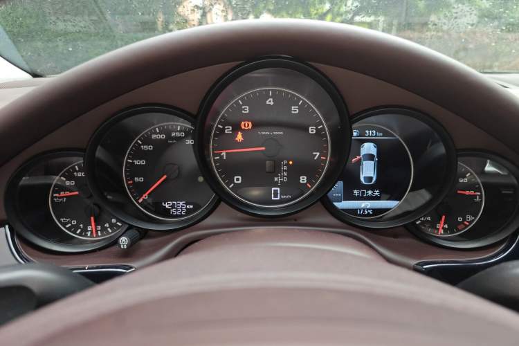 Used Porsche Panamera 2014 Panamera 4 3.0T Instrument Cluster