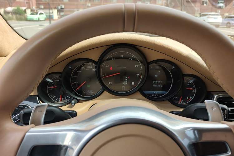 Used Porsche Panamera 2014 Panamera 4 3.0T Instrument Cluster