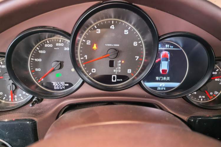 Used Porsche Panamera 2014 Panamera 3.0T Instrument Cluster