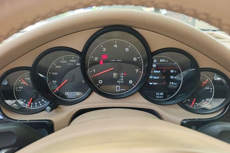Used Porsche Panamera 2014 Panamera 3.0T Instrument Cluster