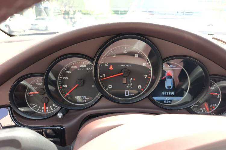 Used Porsche Panamera 2014 Panamera 3.0T Instrument Cluster