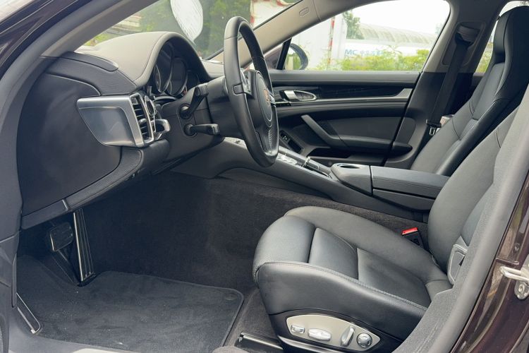 Used Porsche Panamera 2014 Panamera 3.0T Interior 1