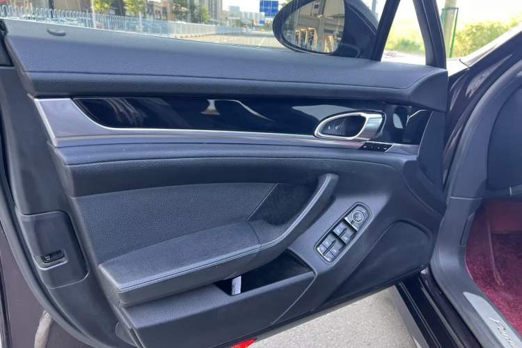 Used Porsche Panamera 2014 Panamera 3.0T Interior 2
