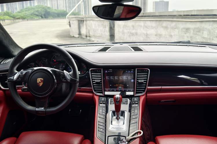 Used Porsche Panamera 2014 Panamera 4 3.0T Interior 2