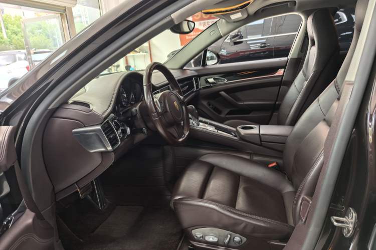 Used Porsche Panamera 2014 Panamera 3.0T Interior 3