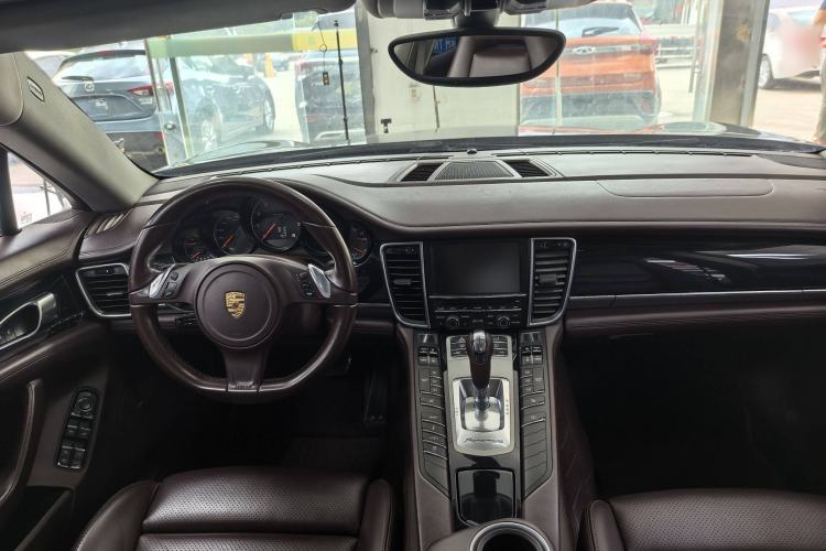 Used Porsche Panamera 2014 Panamera 3.0T Interior 8