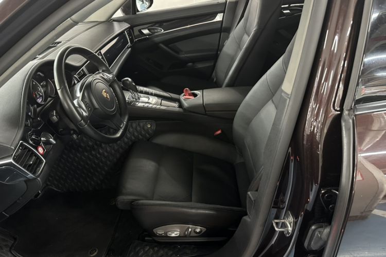 Used Porsche Panamera 2014 Panamera 3.0T Interior 8