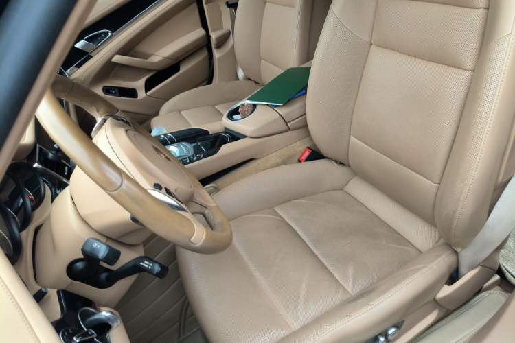 Used Porsche Panamera 2014 Panamera 4 Executive 3.0T Left Front Seat