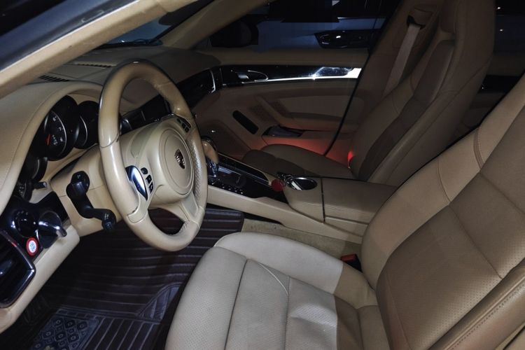 Used Porsche Panamera 2014 Panamera 4 3.0T Left Front Seat