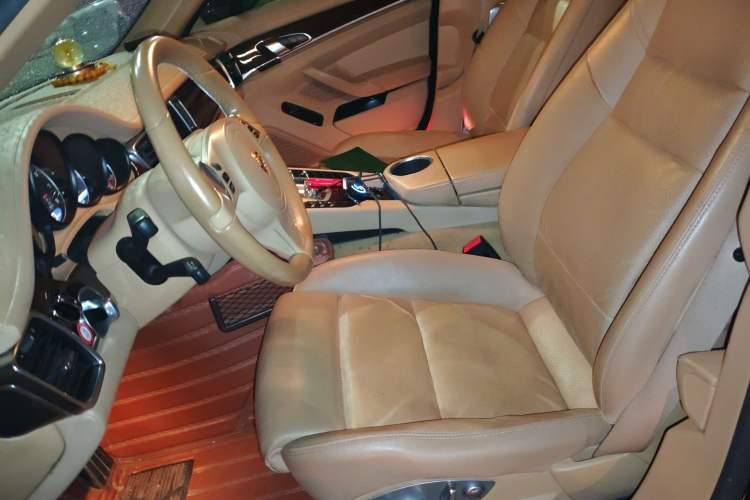 Used Porsche Panamera 2014 Panamera 3.0T Left Front Seat