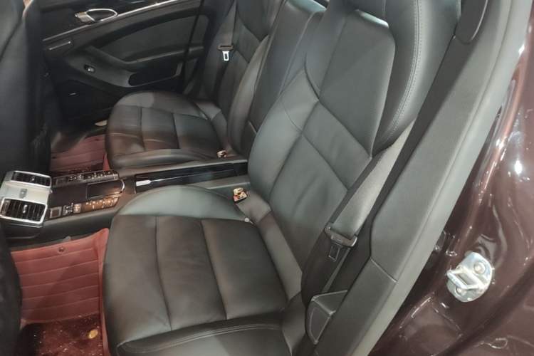 Used Porsche Panamera 2014 Panamera 4 3.0T Left Rear Seat