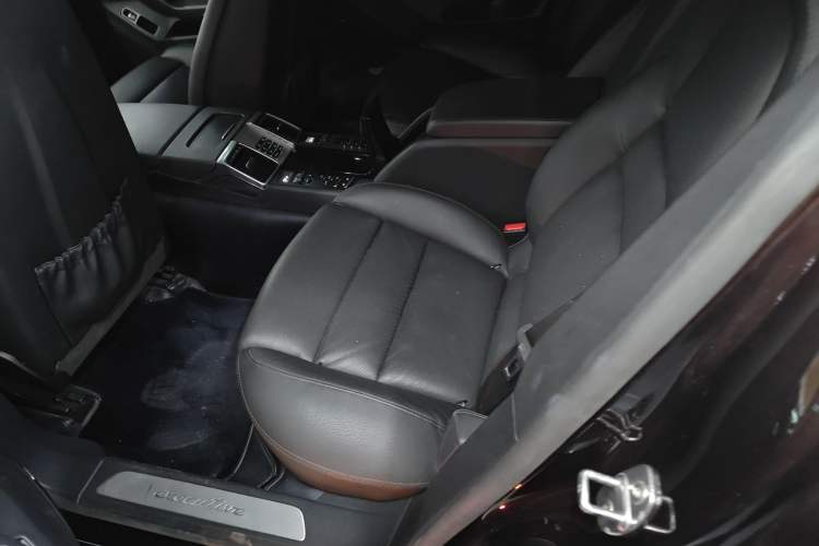 Used Porsche Panamera 2014 Panamera Executive 3.0T Left Rear Seat