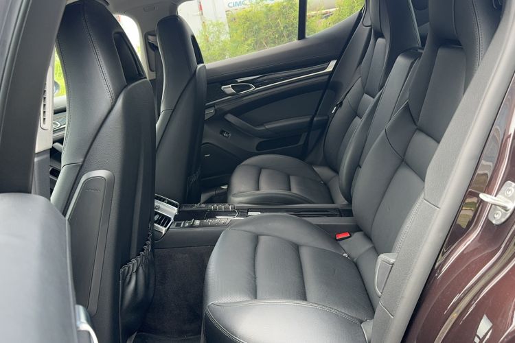 Used Porsche Panamera 2014 Panamera 3.0T Left Rear Seat