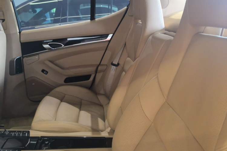 Used Porsche Panamera 2014 Panamera 4 3.0T Left Rear Seat