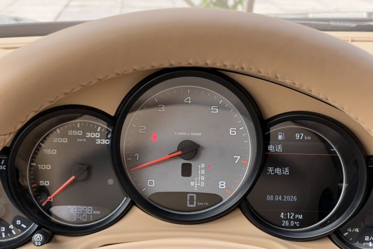 Used Porsche Panamera 2014 Panamera 4S Executive 3.0T Odometer Close Up