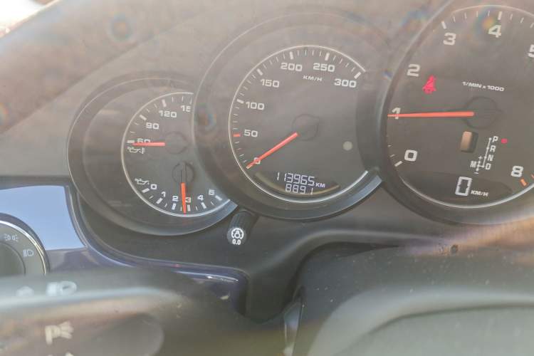 Used Porsche Panamera 2014 Panamera 3.0T Odometer Close Up