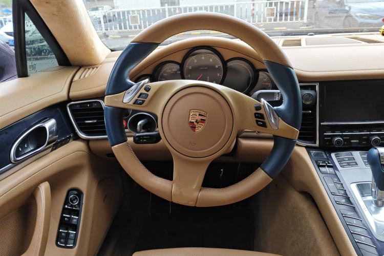 Used Porsche Panamera 2014 Panamera 4 3.0T Steering Wheel