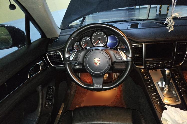 Used Porsche Panamera 2014 Panamera 3.0T Steering Wheel