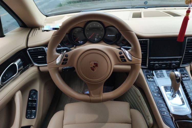 Used Porsche Panamera 2014 Panamera Executive 3.0T Steering Wheel