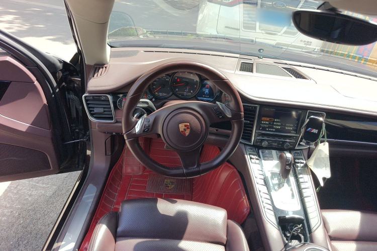 Used Porsche Panamera 2014 Panamera 3.0T Steering Wheel
