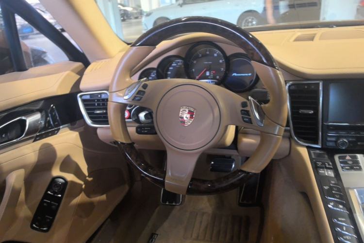 Used Porsche Panamera 2014 Panamera 4 3.0T Steering Wheel