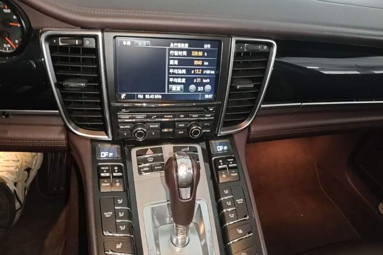 Used Porsche Panamera 2014 Panamera 3.0T Audio And AC Panel