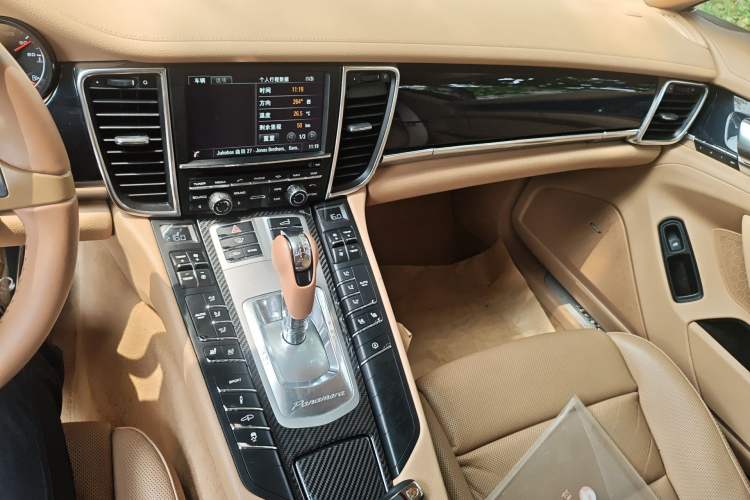 Used Porsche Panamera 2014 Panamera 3.0T Audio And AC Panel