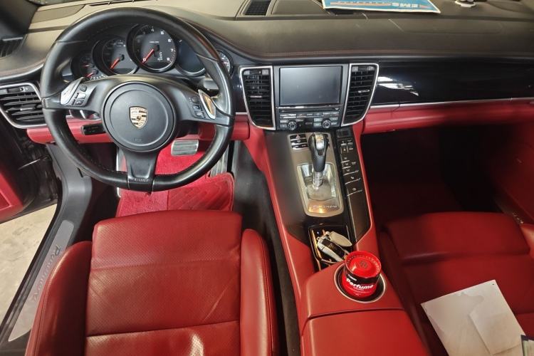 Used Porsche Panamera 2014 Panamera 3.0T Center Console