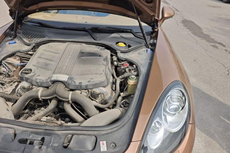 Used Porsche Panamera 2014 Panamera 4 3.0T Engine Bay Left