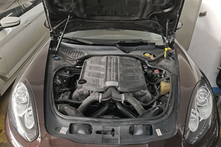 Used Porsche Panamera 2014 Panamera 3.0T Engine Bay