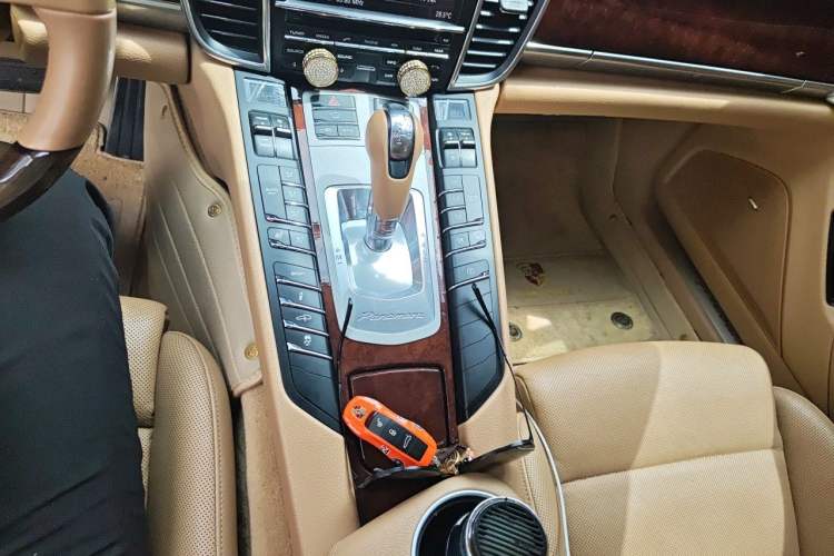 Used Porsche Panamera 2014 Panamera 4 3.0T Gear Lever