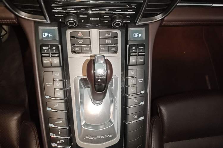 Used Porsche Panamera 2014 Panamera 3.0T Gear Lever