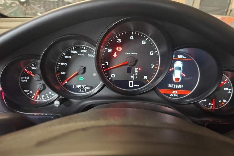 Used Porsche Panamera 2014 Panamera 3.0T Instrument Cluster