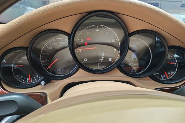 Used Porsche Panamera 2014 Panamera 4 3.0T Instrument Cluster