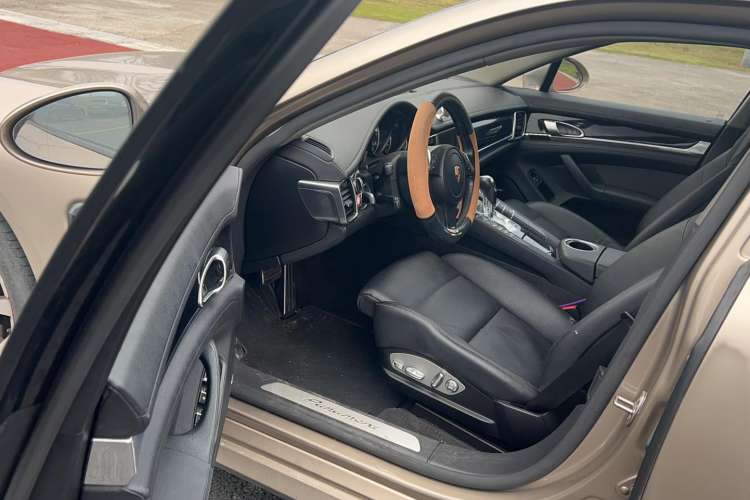 Used Porsche Panamera 2014 Panamera 3.0T Interior 2