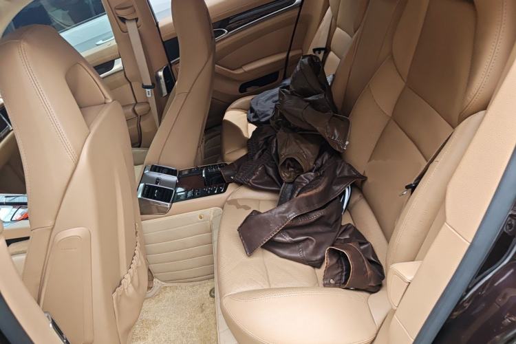 Used Porsche Panamera 2014 Panamera 4 3.0T Left Rear Seat