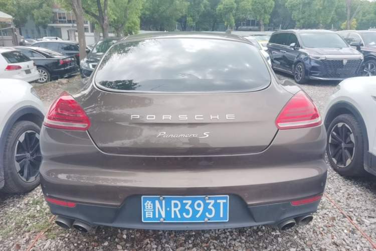 Used Porsche Panamera  Rear