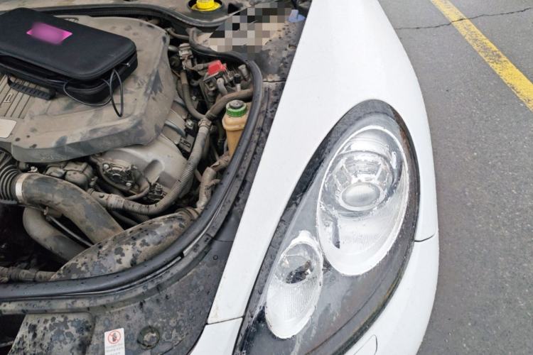 Used Porsche Panamera 2014 Panamera 3.0T Engine Bay Left