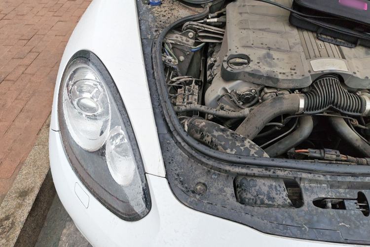 Used Porsche Panamera 2014 Panamera 3.0T Engine Bay Right