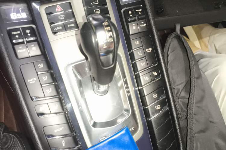 Used Porsche Panamera 2014 Panamera 4 Executive 3.0T Gear Lever