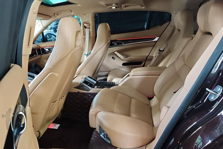 Used Porsche Panamera 2014 Panamera Executive 3.0T Interior 4