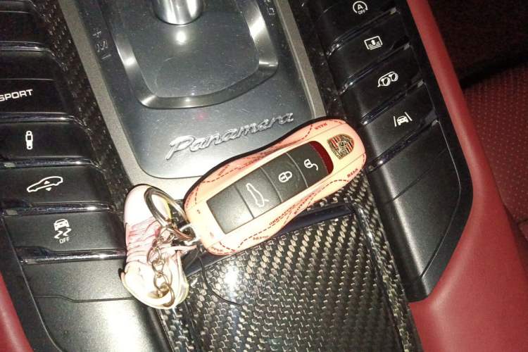 Used Porsche Panamera 2014 Panamera 4 3.0T Vehicle Key