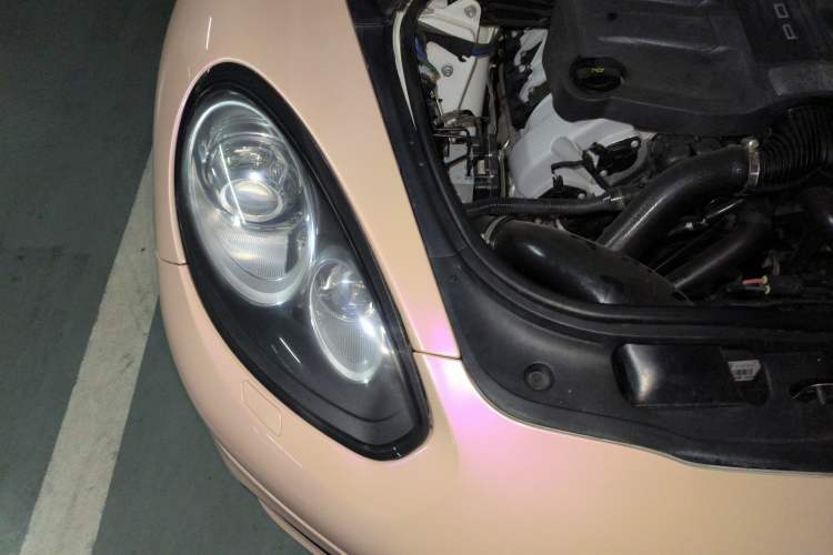 Used Porsche Panamera 2014 Panamera 3.0T Engine Bay Right